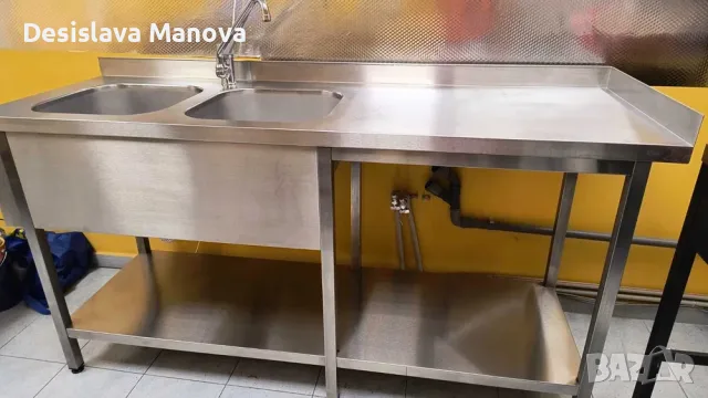 Продавам професионална мивка с 2 корита, плот,рафтове,смесител,сифон , снимка 2 - Обзавеждане за заведение - 56076569