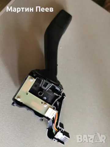 Превключвател мигачи- светлини OEM 1K0 953 513 E , снимка 3 - Части - 55814946