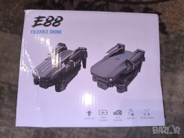 дрон четири перки компактен тих двойна камера, снимка 3 - IP камери - 48427024