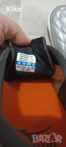 Оригинални стоножки Mizuno - 44, снимка 10 - Футбол - 53983173