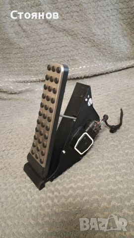 Педал газ Mercedes W204