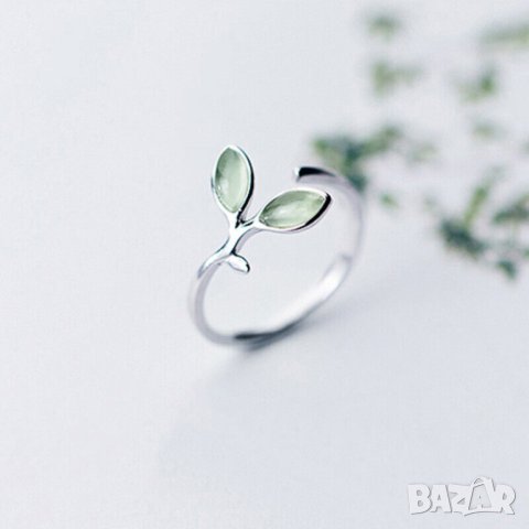 Нежен дамски пръстен с малки опали, посребрен, снимка 2 - Пръстени - 42138473