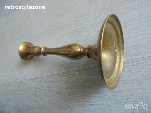 № 8585 Стар месингов свещник – ретро стил, снимка 4 - Други ценни предмети - 54358454