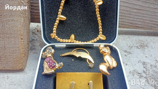 Лот 2 броя колиета, 3 броя брошки, обеци и ръкавели, снимка 5 - Други - 31985941