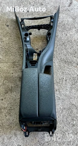 Подлакътник БМВ Е90 91 BMW