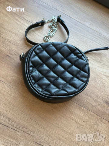 Малка черна чанта , снимка 2 - Чанти - 50652031