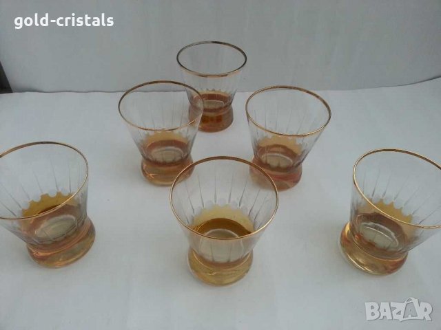 Стъклени чаши с златен кант и гравюра, снимка 2 - Антикварни и старинни предмети - 23519045
