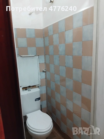 Тристаен панелен апартамент в гр. Айтос , снимка 12 - Апартаменти - 53970678