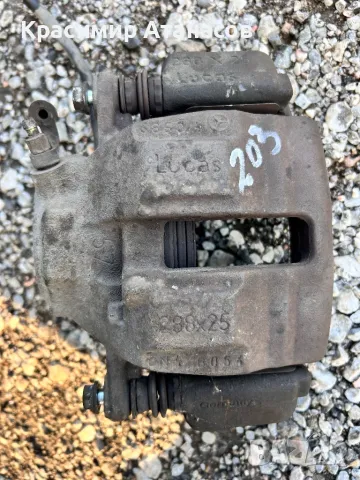 Спирачен апарат преден десен за Мерцедес Ц-класа W203.2000-2006г , снимка 2 - Части - 48491783