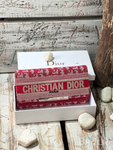 портмонета в кутия christian dior, снимка 4 - Портфейли, портмонета - 51458198