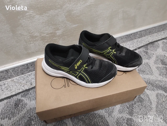 Детски маратонки 31.5 номер, отлично състояние, снимка 2 - Детски маратонки - 51091838