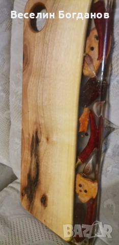 Дъски изработени от орех и кристална епоксидна , снимка 8 - Аксесоари за кухня - 52745230