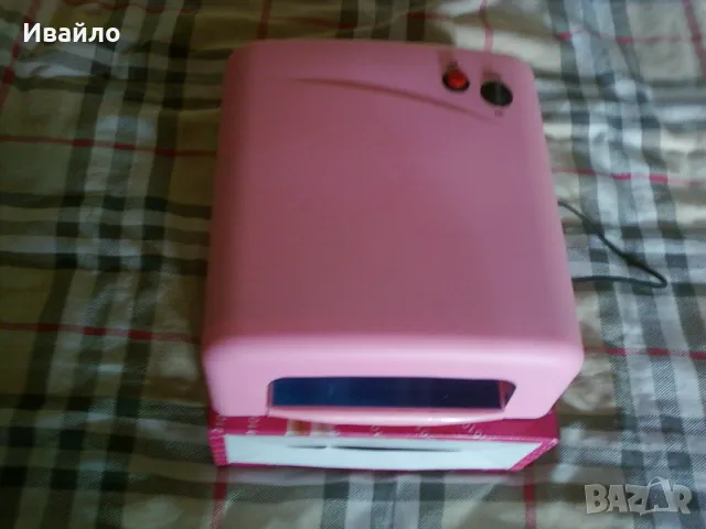 UV лампа за изпичане на гел лак, снимка 2 - Педикюр и маникюр - 47596517