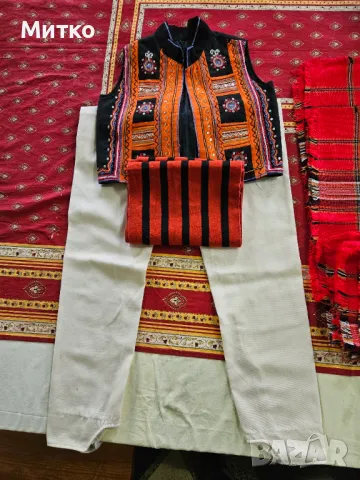 Стари носии,сукмани,престилки,карета и други, снимка 1