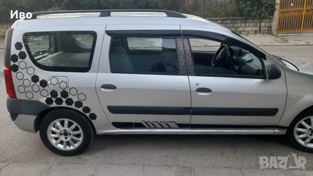 Дачия Логан1.5DCI, снимка 11 - Автомобили и джипове - 51290119