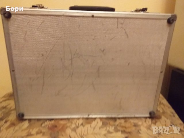 Алуминиев куфар  46 х 33 х 15см, снимка 3 - Куфари с инструменти - 31752798