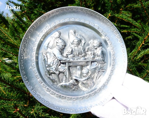 Чиния за стена,пано от калай с лов,покер. , снимка 5 - Антикварни и старинни предмети - 37512522