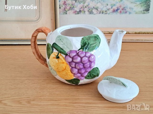 Чайник от порцелан с декорации, снимка 4 - Антикварни и старинни предмети - 38740836