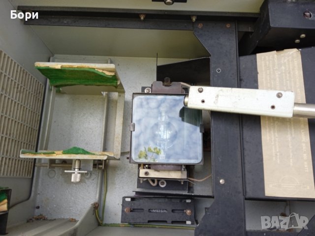 KINDERMANN Проектор преносим, снимка 14 - Плейъри, домашно кино, прожектори - 38517335