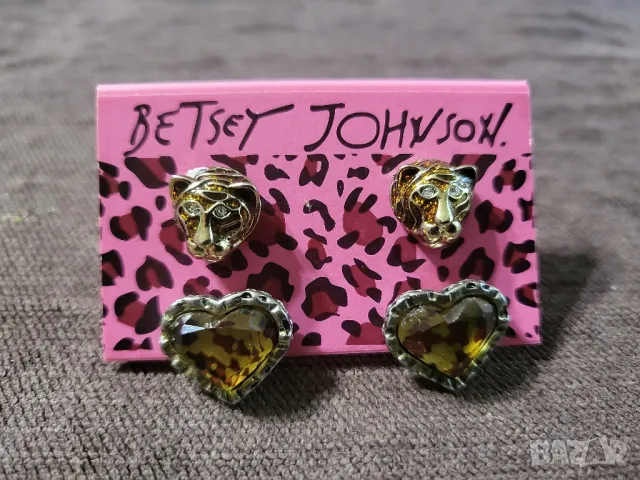 Комплект обеци Betsey Johnson , снимка 2 - Обеци - 48711958