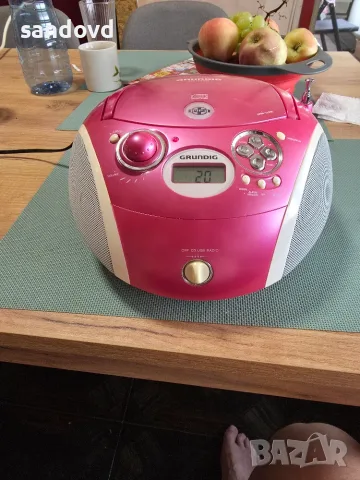 касетофон GRUNDIG   цена 20 евро, снимка 5 - Радиокасетофони, транзистори - 55895605