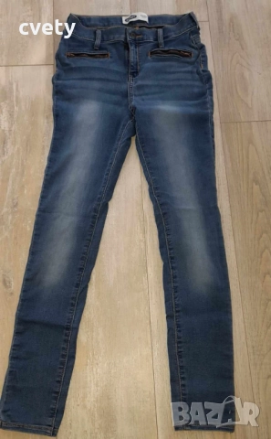 Дънки-клин Old Navy, суитчър Old Navy и блуза Disney за ръст 158/164 , снимка 4 - Детски Блузи и туники - 52022587