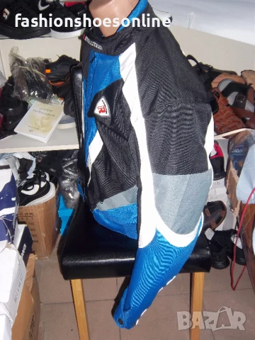 мото яке плат REVOLUTION  italia, снимка 4 - Аксесоари и консумативи - 50713240