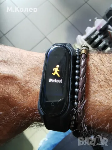 Xiaomi Mi Band 5 смарт фитнес гривна, снимка 2 - Смарт гривни - 56165096