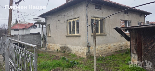 Къща в гр. Левски, снимка 10 - Къщи - 54064819