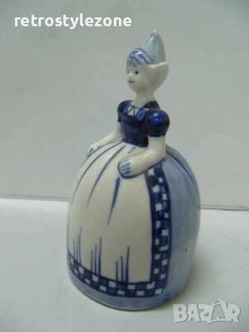 № 6661 стара порцеланова фигура - камбанка  - печат / маркировка, снимка 3 - Други ценни предмети - 38763234