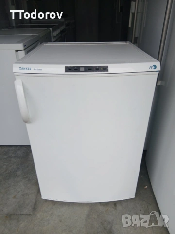 Малък фризер Zanker, KFG10201WE NoFrost 