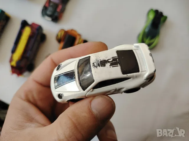 Колички Hotwheels, снимка 12 - Коли, камиони, мотори, писти - 56345903