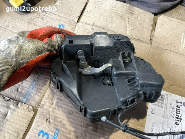 Задна Лява Брава 2117300535 Mercedes E class W211 V6 4matic Tmodel OM642, снимка 3 - Части - 49641996