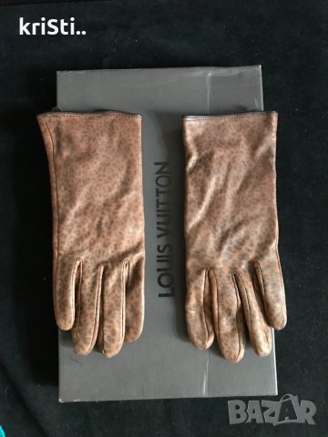 портмонета D&G,Petek,YSL,Guess, и.., снимка 14 - Портфейли, портмонета - 29038164