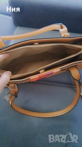 Дамски чанти, снимка 8 - Чанти - 44436190