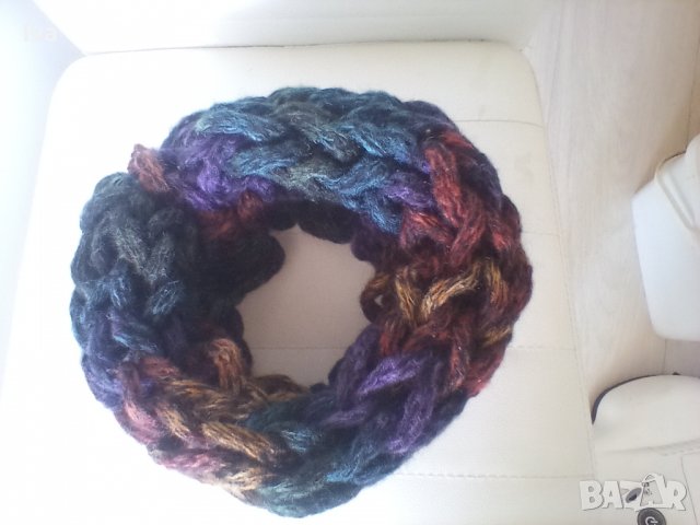 Ръчно плетен шал, снуд, нов, различни цветове , снимка 9 - Шалове - 39190774