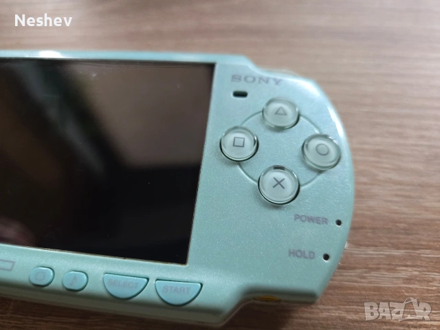 PSP 2000 Limited Mint Green, снимка 6 - PlayStation конзоли - 54128235