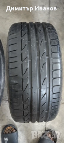 245x40 17, снимка 3 - Гуми и джанти - 50663077