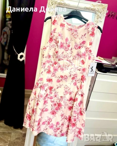 Кукленска рокля