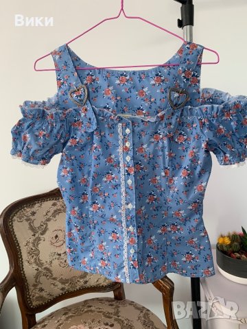 Блуза в размер М, снимка 3 - Блузи с дълъг ръкав и пуловери - 44479041