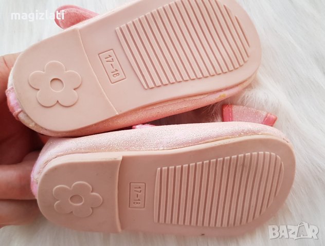 Бебешки обувки H&M №17-18, снимка 4 - Детски обувки - 33875670