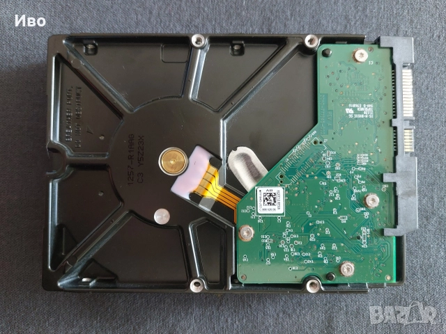 Western Digital WD20EFRX-68EUZN0 Red 2TB SATA 6Gb/s 64MB Cache NAS HDD, снимка 3 - Твърди дискове - 52909987