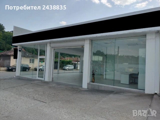 Помещение, подходящо за гараж за 5 броя автомобили , снимка 2 - Гаражи и паркоместа - 44615510