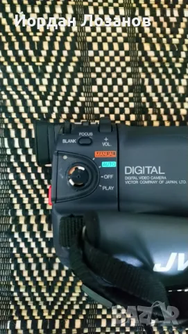 Видеокамера JVC, снимка 8 - Камери - 49220998