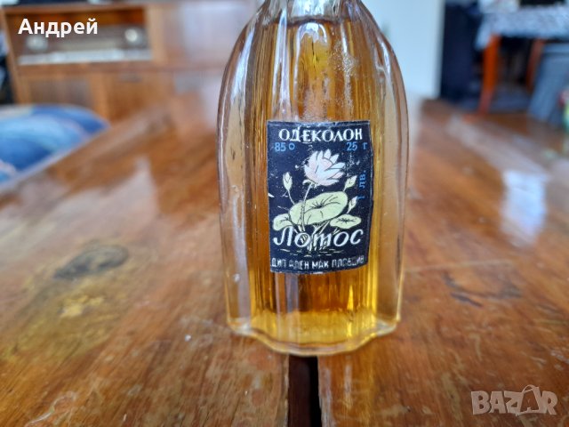 Стар одеколон Лотос, снимка 2 - Други ценни предмети - 34055571
