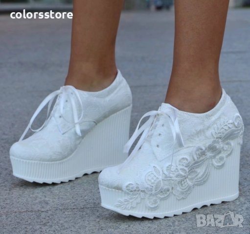 Обувки на платформа - бели - 710-15, снимка 2 - Дамски елегантни обувки - 37254353