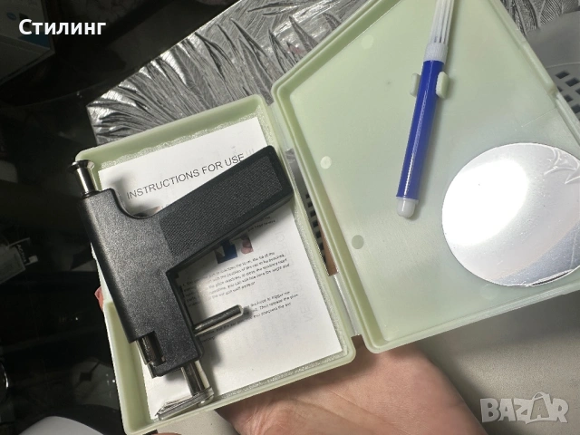 Пълен комплект пистолет за пробиване на уши , снимка 2 - Други - 53072000