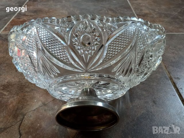 Голяма кристална фруктиера с метален пиедестал , снимка 8 - Декорация за дома - 39728037