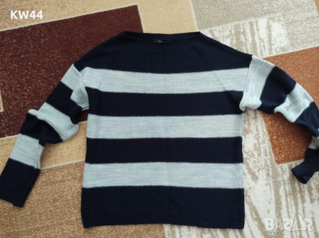 Пуловер, снимка 1 - Блузи с дълъг ръкав и пуловери - 33806109