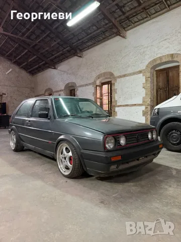 На части Volkswagen Golf MK2, 1989 г. Без двигател.